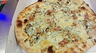 Pizzeria Il Sole food