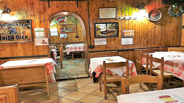 restaurant image