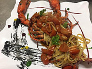 Officina Zio Pesce food