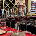 Red's Wine Bar food