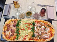 Pizzeria Stuzzicheria Sassi Neri food