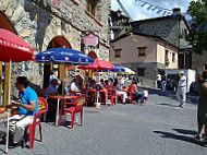 Tienda La Serreta food