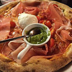 Ap La Pizza Speciale food