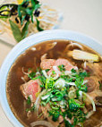 Pho Hoa Jazen Tea (lacey) food