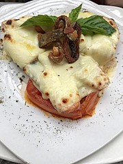 restaurant image