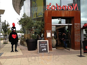 Nando's