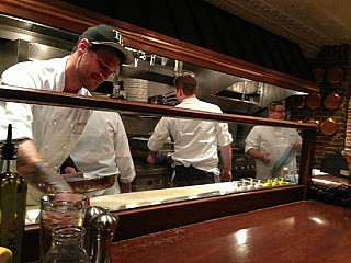 restaurant image