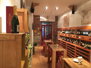 restaurant image