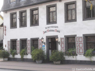 Zum Weissen Ross · Historisches Wirtshaus