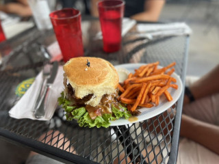 Hilo Burger Joint