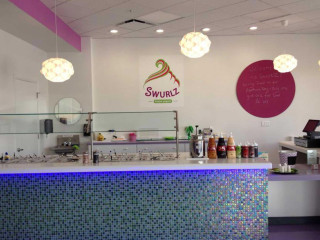 Swurlz Frozen Yogurt