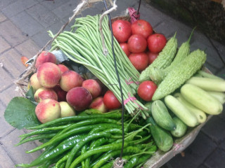 Guanshui Road Vegetable Sellers