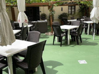 restaurant image