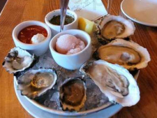 Elliott's Oyster House