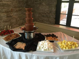 Divine Chocolate Fountains Wny