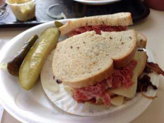 Morry's Deli