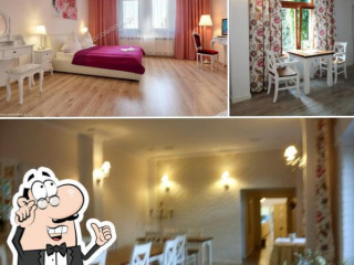 Hotelik Kameleon Pokoje Gościnne