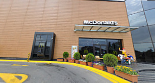 Mcdonald's_shuvalanpark