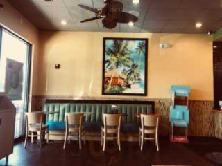 Tropical Smoothie Cafe