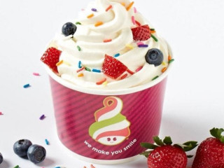 Menchie's Frozen Yogurt