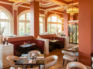 restaurant image