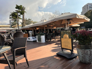 Divan Brasserie Kalamış