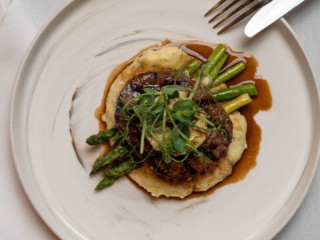 Maple Leaf Steak Seafood