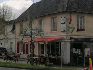 Le Relais