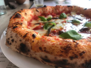 Mediterraneo Pizzeria Napoletana