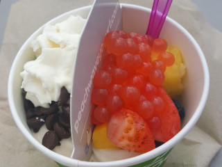 Peachwave Frozen Yogurt Gelato