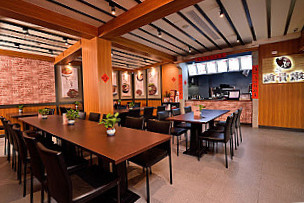 Hé Jì Nèn Gǔ Fàn Nán Mén Qí Jiàn Diàn Hoche Taiwanese Cuisine Flagship Store