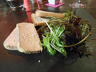 restaurant image