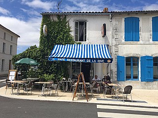 Cafe de la Rive