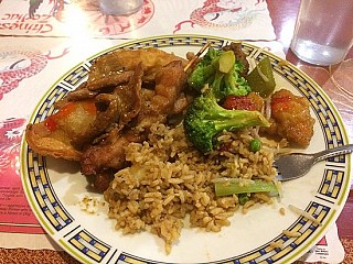 Lucky Chinese Buffet