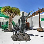 Monumento Al Campesino