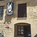 La Corte De Los Pinares