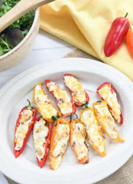 Veg Creamy Cheese Stuffed Crispy Pepper (4 Pcs)